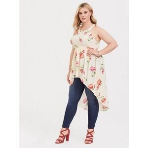 Torrid Tunic Top Ivory Floral Georgette Goddess Spring Summer Cottagecore Cream